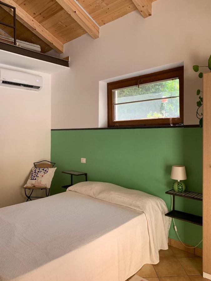 카바드티레니 La Stanza In Giardino B&B 외부 사진