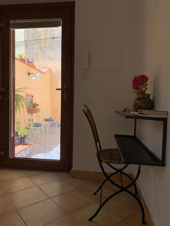 카바드티레니 La Stanza In Giardino B&B 외부 사진